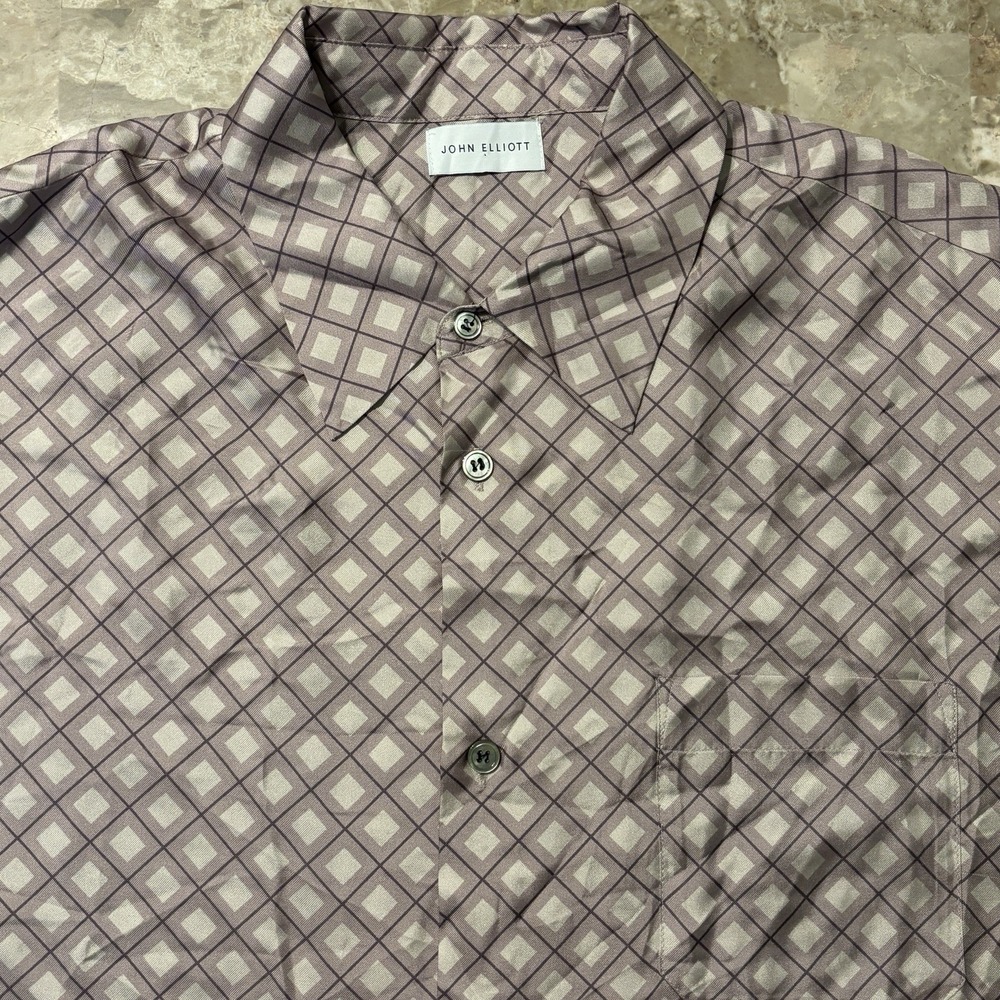 John Elliott 100% Silk Shirt Mens XL 4 Pink Lozenge Print Short Sleeve Button